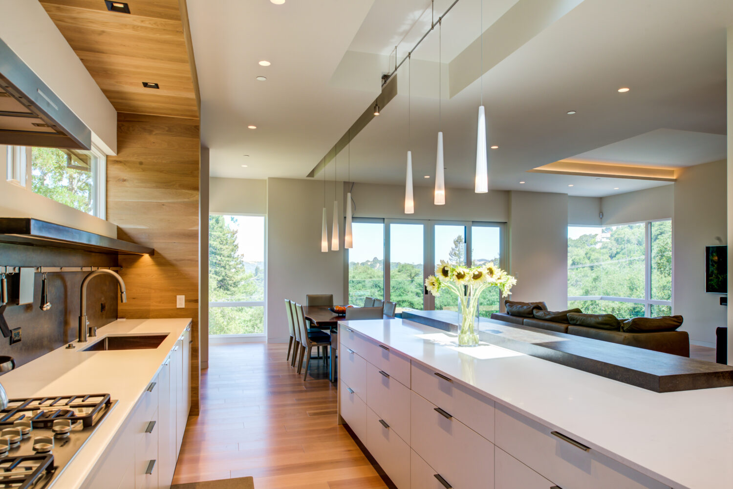 Contemporary remodel of a single-family residence in Orinda.